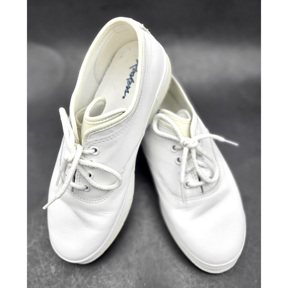 Rockers White Leather Wave Lace Up Shoes Rubber Soles Womens 7M Worn Only Indoor